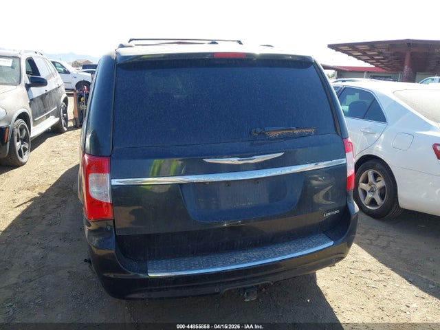 Chrysler Town & Country Limited