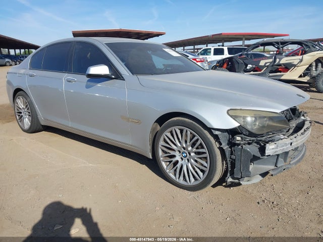 Salvage BMW 7 Series Image