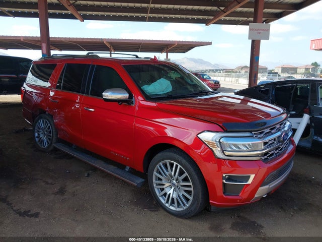 Salvage Ford Expedition Image