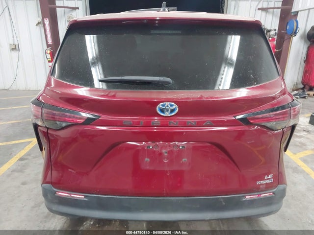 Toyota Sienna Le