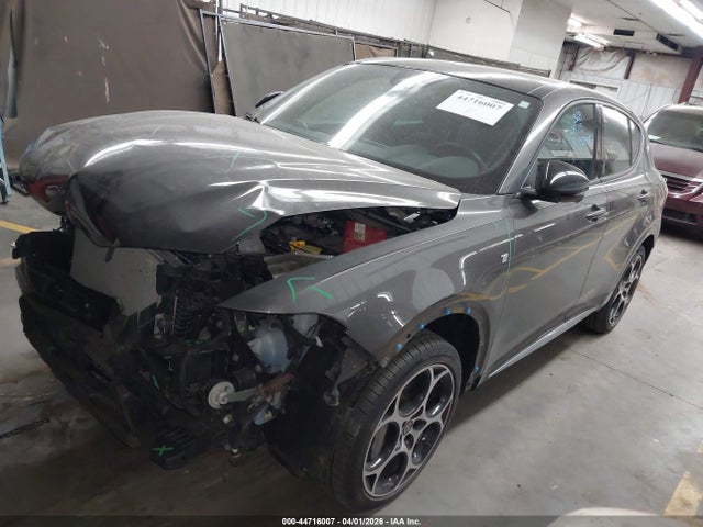 Alfa Romeo Tonale Ti Eawd