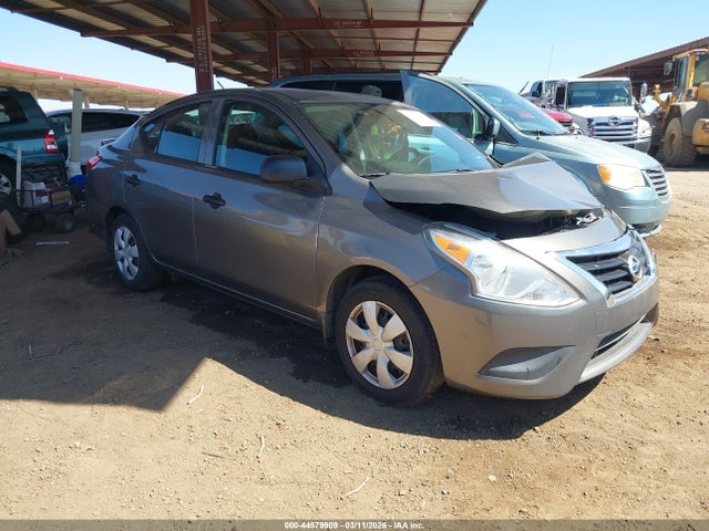 Salvage Nissan Versa Image