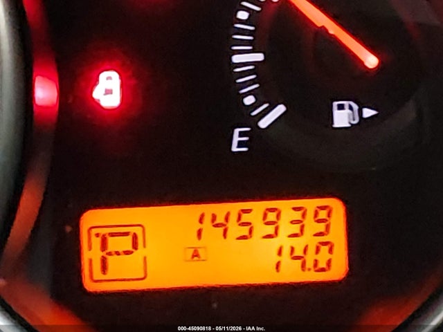 Nissan Versa 1.8 S