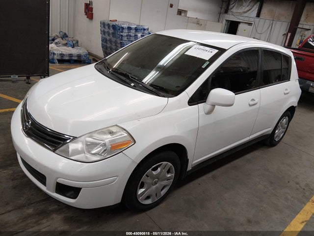 Nissan Versa 1.8 S