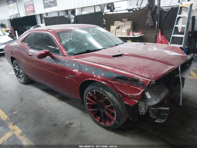 Salvage Dodge Challenger Image