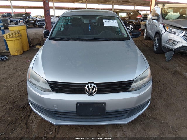 Volkswagen Jetta 2.0l S