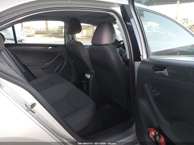 Volkswagen Jetta 2.0l S