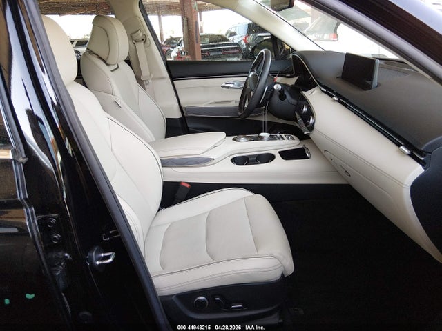 Genesis GV70 2.5t Awd
