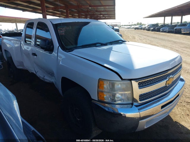 Salvage Chevrolet Silverado 1500 Image