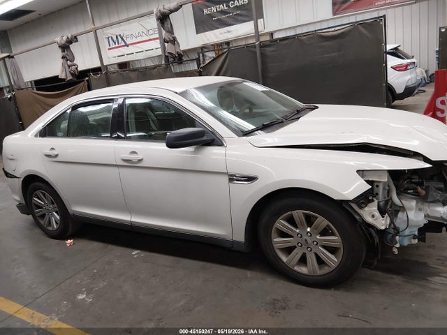 Ford Taurus Se