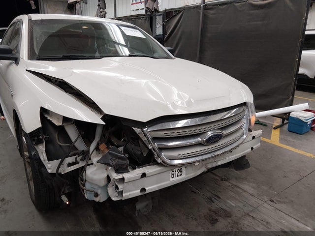 Ford Taurus Se