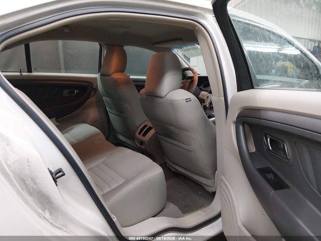 Ford Taurus Se