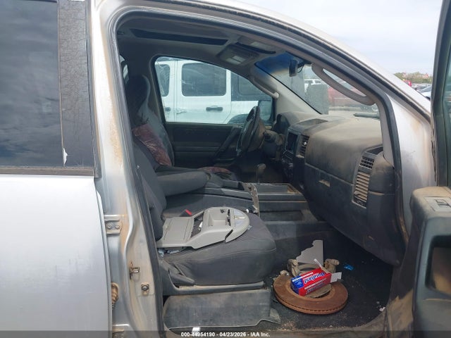 Nissan Titan Se