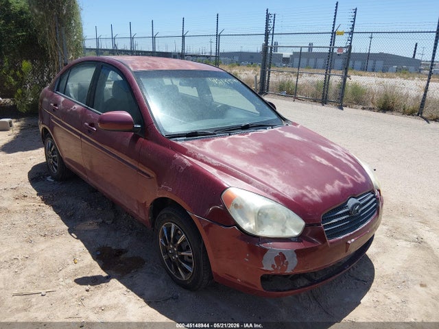 Salvage Hyundai ACCENT Image
