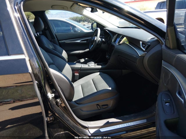 INFINITI Qx Pure