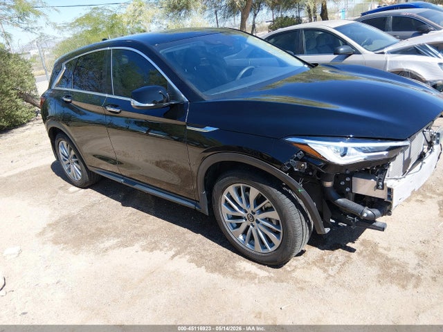 Salvage INFINITI Qx Image