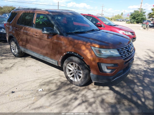 Salvage Ford Explorer Image