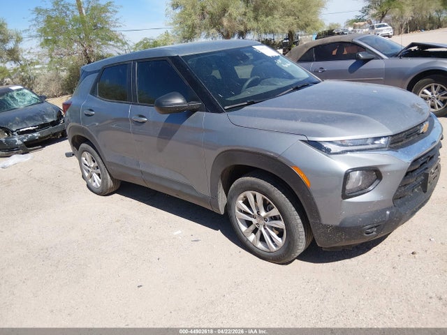 Salvage Chevrolet Trailblazer Image