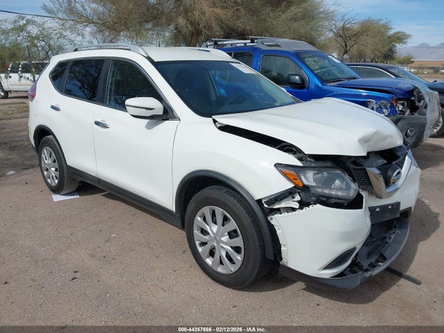 Salvage Nissan Rogue Image