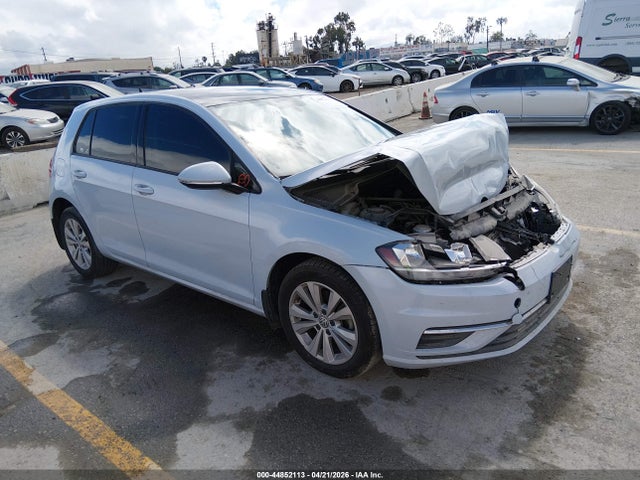 Salvage Volkswagen Golf Image