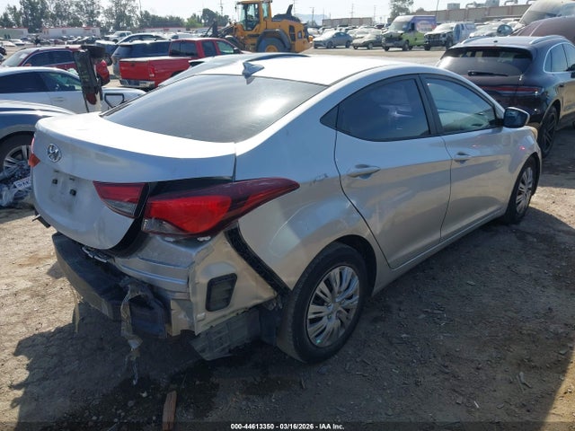 Hyundai ELANTRA Se