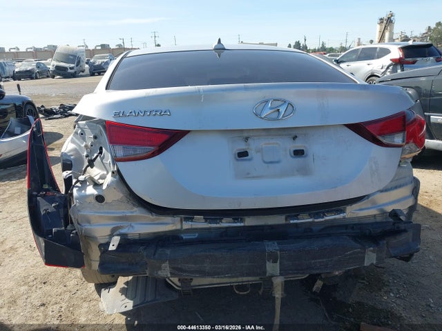 Hyundai ELANTRA Se
