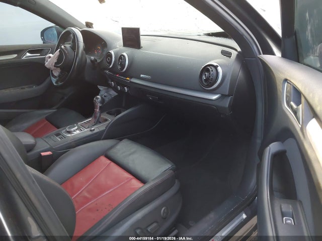 Audi S3 2.0t Premium Plus