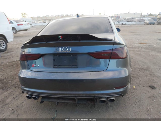 Audi S3 2.0t Premium Plus