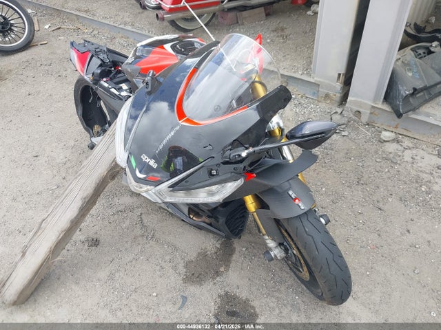 Salvage Aprilia Rs Image