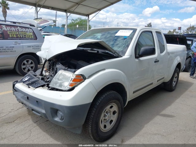 Nissan Frontier S