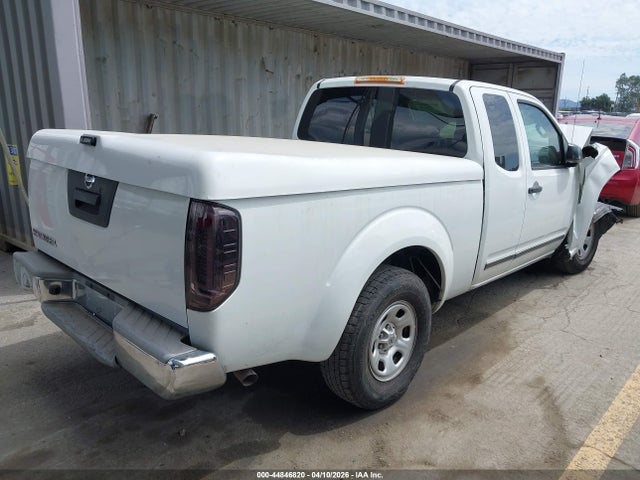 Nissan Frontier S