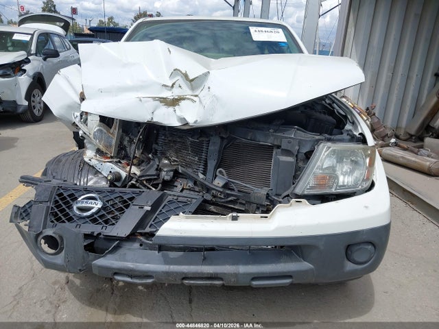 Nissan Frontier S