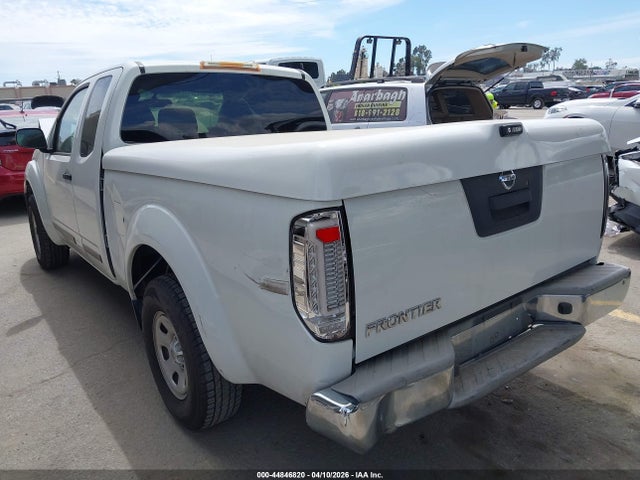 Nissan Frontier S