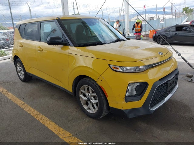 Salvage Kia Soul Image