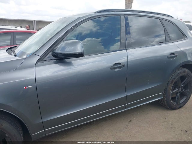 Audi Q5 3.0t Premium Plus