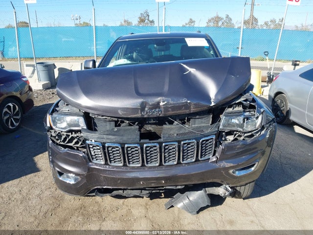 Jeep Grand Cherokee Laredo 4x2