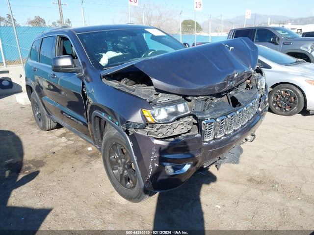 Salvage Jeep Grand Cherokee Image