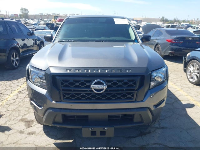 Nissan Frontier S 4x4