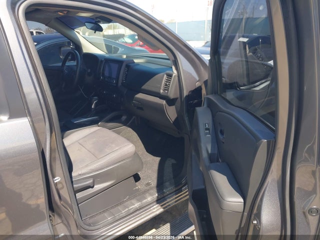 Nissan Frontier S 4x4
