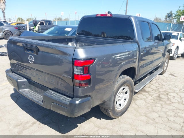 Nissan Frontier S 4x4