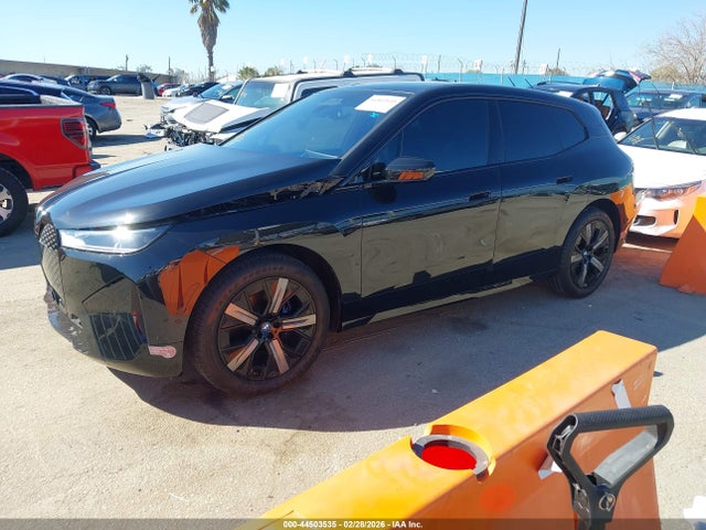 BMW iX Xdrive50