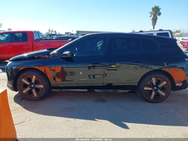 BMW iX Xdrive50