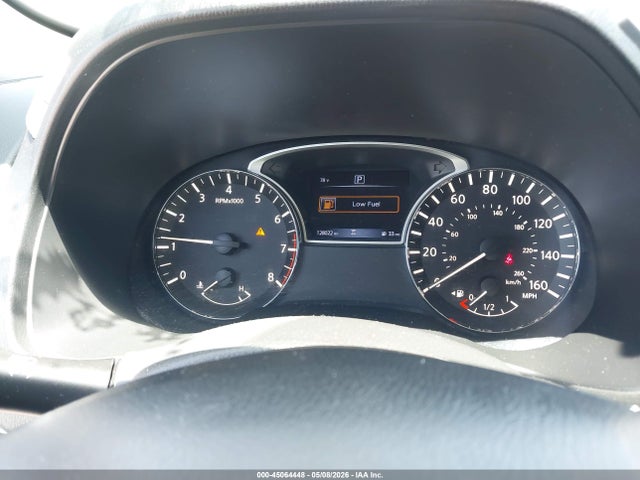 Nissan Pathfinder Sv