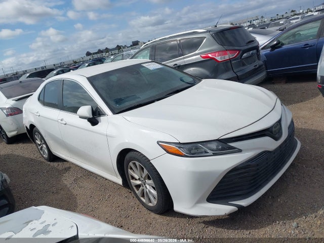 Toyota Camry Le