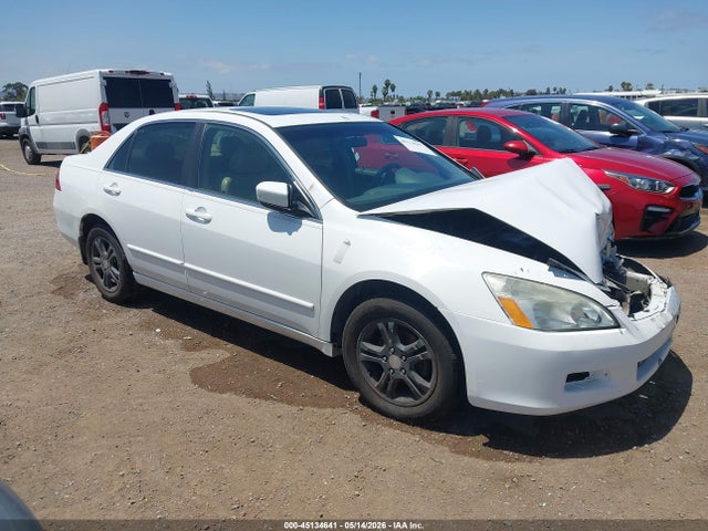 Salvage Honda Accord Image