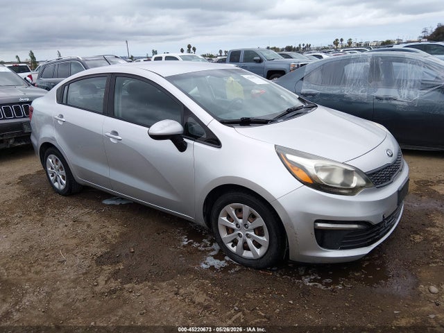 Salvage Kia Rio Image