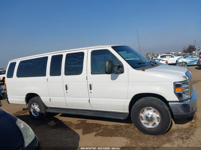 Ford E-350 Xlt