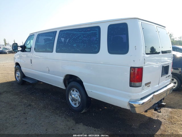 Ford E-350 Xlt