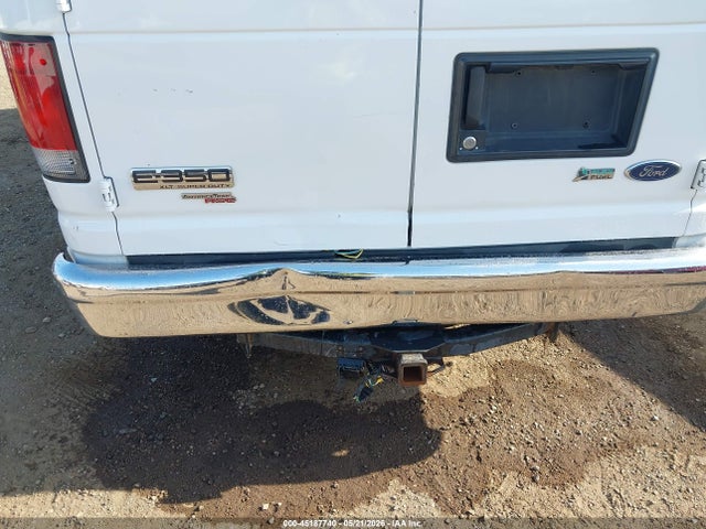 Ford E-350 Xlt
