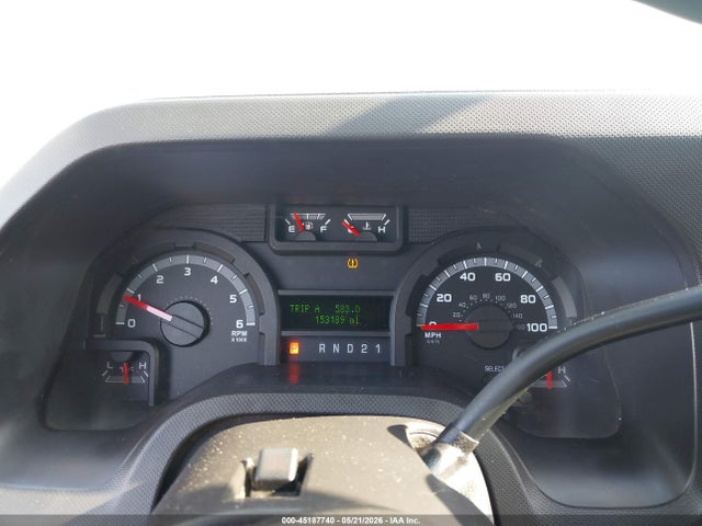 Ford E-350 Xlt